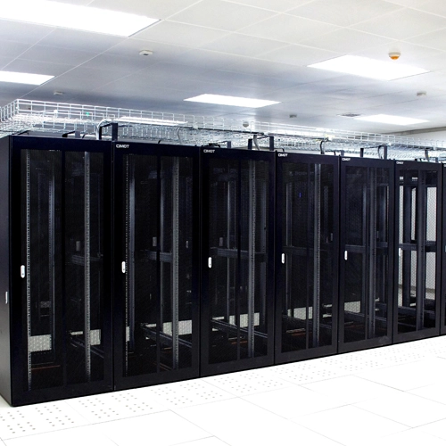 Capacitar a conectividade remota com tecnologia de interruptor PoE movido a energia solar